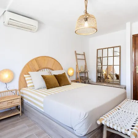 Design House 150m From Vistas